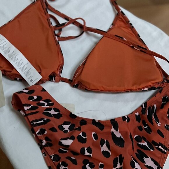 Fabletics Two-Piece Swimsuit in Burnt Ochre Wavy Leo Size M - Picture 5 of 7